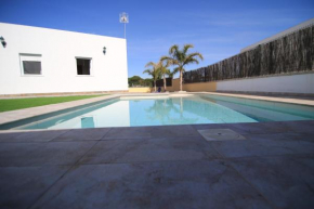 Beautiful 1-Bed Villa in El Soto
